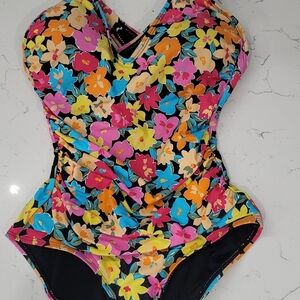 Anne cole swim suit size 6